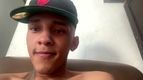 Snapshot of occoner_thebest chatting on November 2025 09:35:01 PM occoner_thebest online show from November 2025 09:35:01 PM