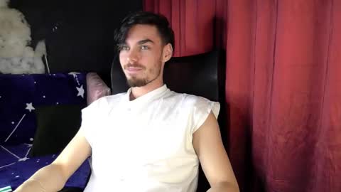 Snapshot of oceanheat chatting on January 2026 06:33:01 PM OceanHeart online show from January 2026 06:33:01 PM