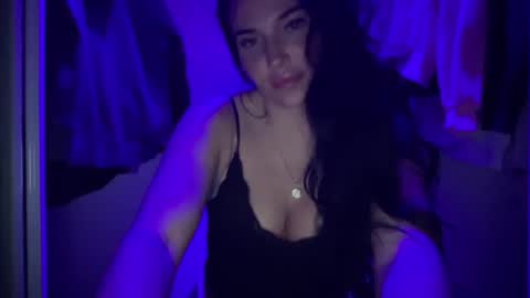 Snapshot of oceanxalara22_xo chatting on October 2025 02:19:01 AM A L A R A online show from October 2025 02:19:01 AM