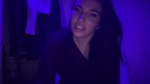 Snapshot of oceanxalara22_xo chatting on October 2025 02:36:02 AM A L A R A online show from October 2025 02:36:02 AM