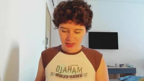 Evie online show from January 2026 04:05:01 AM