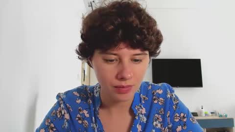 Evie online show from February 2026 07:23:02 AM