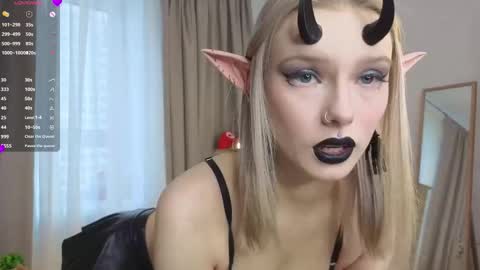 Agata online show from October 2025 04:42:01 AM