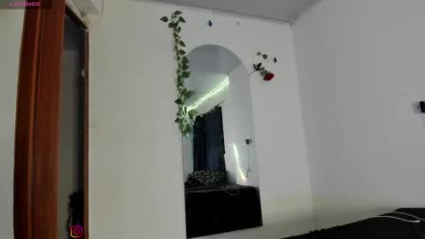 odeth_ online show from November 2025 05:10:01 AM