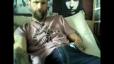 Snapshot of oedipe666 chatting on April 2026 12:30:02 PM oedipe666cam online show from April 2026 12:30:02 PM