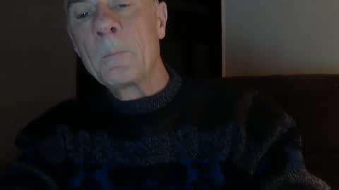 Snapshot of office_slr chatting on December 2024 11:31:02 PM Officer online show from December 2024 11:31:02 PM