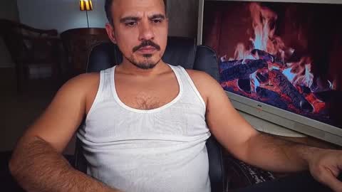 Snapshot of officeman7 chatting on December 2024 05:37:02 PM officeman7 online show from December 2024 05:37:02 PM