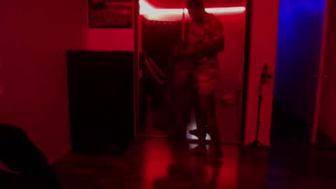 Snapshot of officialmoneyxxx chatting on October 2025 11:44:02 AM Money online show from October 2025 11:44:02 AM