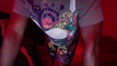 Snapshot of officialmoneyxxx chatting on November 2025 09:48:02 AM Money online show from November 2025 09:48:02 AM