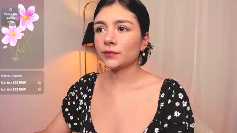  Holly  online show from November 2025 11:40:02 PM