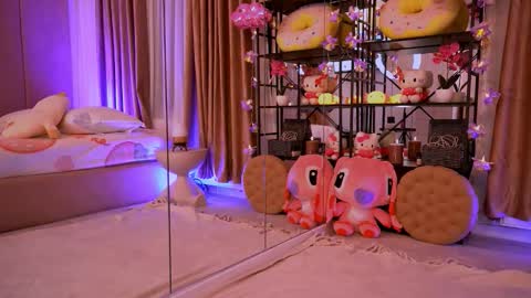 oh_m_god online show from November 2025 09:03:02 PM