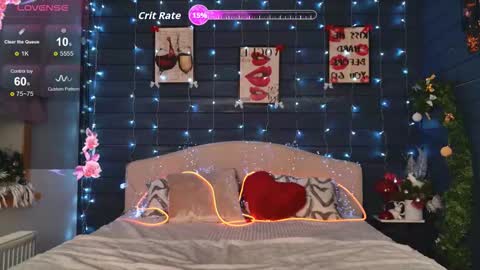 oh_my_julia online show from December 2025 10:27:02 PM