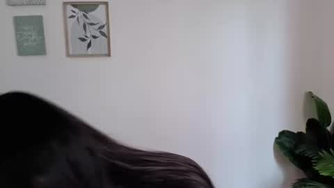 ohanna_ online show from September 2025 03:59:02 PM