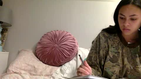 ohaufurt online show from December 2024 04:45:01 AM