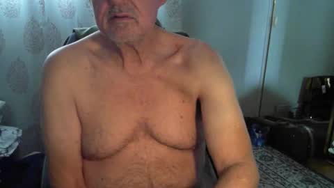 ohfukitsbob online show from December 2025 05:17:01 PM