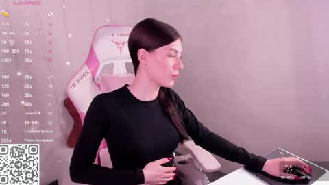 KAYA. online Tu We Th Fr Sa 0100AM - 0800AM Time zone of Germany Munich online show from May 2026 12:05:01 AM