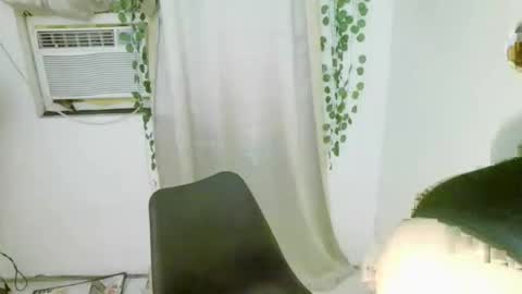 Snapshot of ohmyalessandraxcx chatting on October 2025 12:03:02 PM ohmyalessandraxcx online show from October 2025 12:03:02 PM