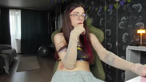 Snapshot of ohmygoddestkimmy chatting on May 2026 07:36:02 AM Kmmy online show from May 2026 07:36:02 AM