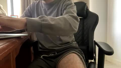 Snapshot of ohmymichael chatting on May 2026 01:05:02 PM ohmymichael online show from May 2026 01:05:02 PM