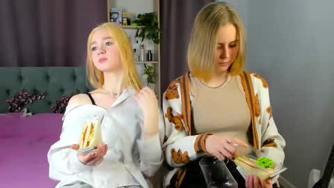 Emi and Ohpi online show from March 2026 12:55:01 PM