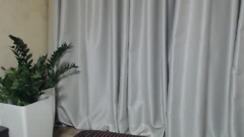 Snapshot of ohsweetmari chatting on March 2025 04:22:02 PM Mari online show from March 2025 04:22:02 PM