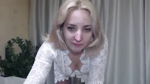 Snapshot of ohsweetmari chatting on September 2025 02:22:01 PM Mari online show from September 2025 02:22:01 PM