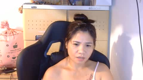 oinjer09 online show from June 2026 06:01:02 PM