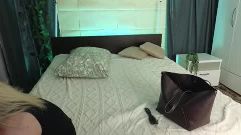 Snapshot of okerriella chatting on January 2026 07:24:02 AM Ami online show from January 2026 07:24:02 AM