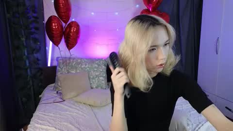 Snapshot of okerriella chatting on February 2026 07:05:02 AM Ami online show from February 2026 07:05:02 AM