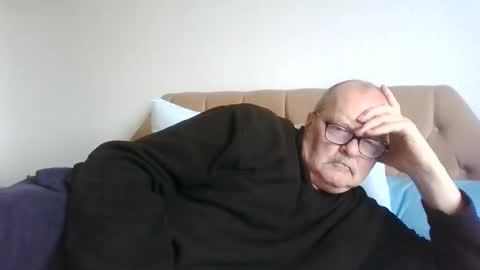 Snapshot of old_fkr chatting on December 2024 09:43:02 AM old_fkr online show from December 2024 09:43:02 AM