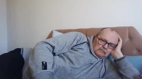 Snapshot of old_fkr chatting on February 2025 10:20:02 AM old_fkr online show from February 2025 10:20:02 AM