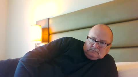 Snapshot of old_fkrr_ chatting on May 2026 12:55:02 PM old_fkrr_ online show from May 2026 12:55:02 PM