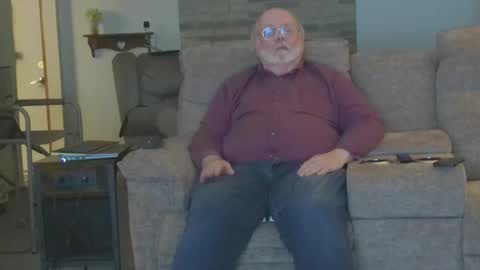 old_guy111 online show from February 2026 02:18:02 AM