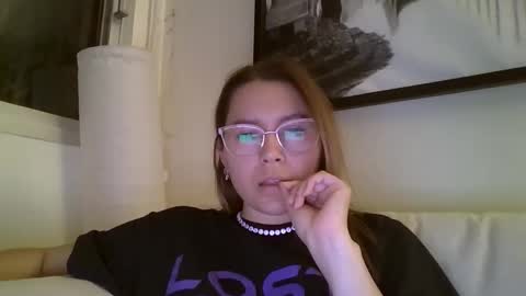 oldanny online show from April 2026 10:11:02 PM