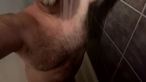 Snapshot of oldbones2 chatting on October 2025 01:36:02 AM oldbones2 online show from October 2025 01:36:02 AM