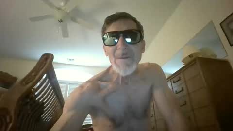 Snapshot of oldbuttsexy chatting on April 2026 11:24:01 AM oldbuttsexy online show from April 2026 11:24:01 AM