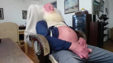 oldfucker9 online show from October 2025 12:32:01 AM