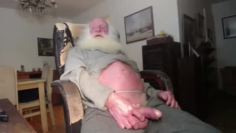 oldfucker9 online show from November 2025 02:45:02 AM