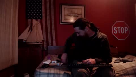 Snapshot of oldfuckus chatting on November 2025 02:12:01 AM oldfuckus online show from November 2025 02:12:01 AM