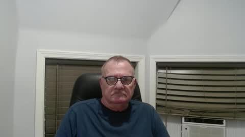 oldguybigd online show from September 2025 04:34:02 AM