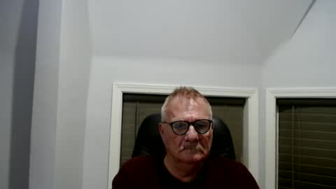 Snapshot of oldguybigd chatting on June 2026 04:19:02 AM oldguybigd online show from June 2026 04:19:02 AM