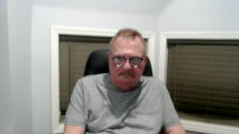 Snapshot of oldguybigd chatting on July 2026 04:19:01 AM oldguybigd online show from July 2026 04:19:01 AM