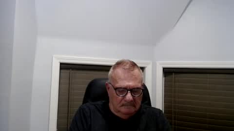 Snapshot of oldguybigd chatting on July 2026 03:22:01 AM oldguybigd online show from July 2026 03:22:01 AM