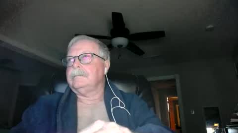 Snapshot of oldlakeguy chatting on February 2025 04:28:02 AM OldLakeGuy online show from February 2025 04:28:02 AM