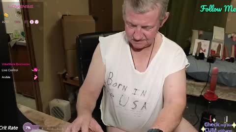 Snapshot of oldnewfun chatting on February 2025 01:25:02 AM oldnewfun online show from February 2025 01:25:02 AM