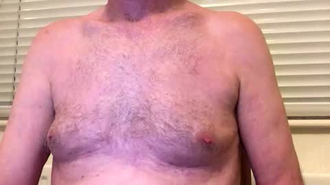 Snapshot of oldrowley chatting on October 2025 07:23:02 PM Mike online show from October 2025 07:23:02 PM