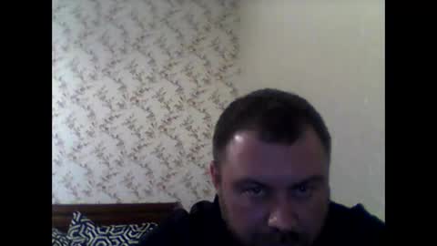 Snapshot of olegvvvvv chatting on October 2025 08:33:01 PM olegvvvvv online show from October 2025 08:33:01 PM