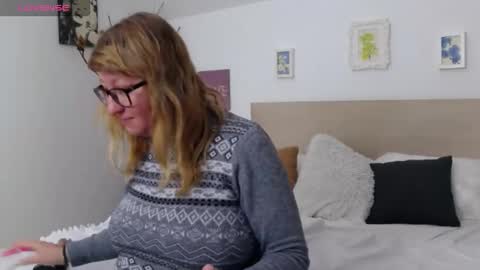 Olga Pavlova online show from January 2026 01:24:02 PM