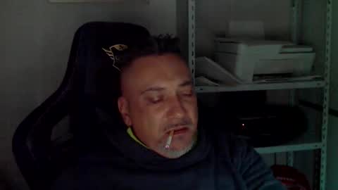 Snapshot of olimpio1230 chatting on December 2025 01:27:01 PM olimpio1230 online show from December 2025 01:27:01 PM