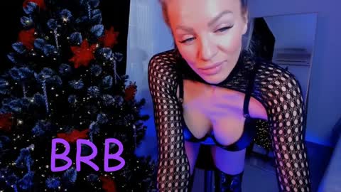 oliva_candy online show from February 2025 08:29:01 AM